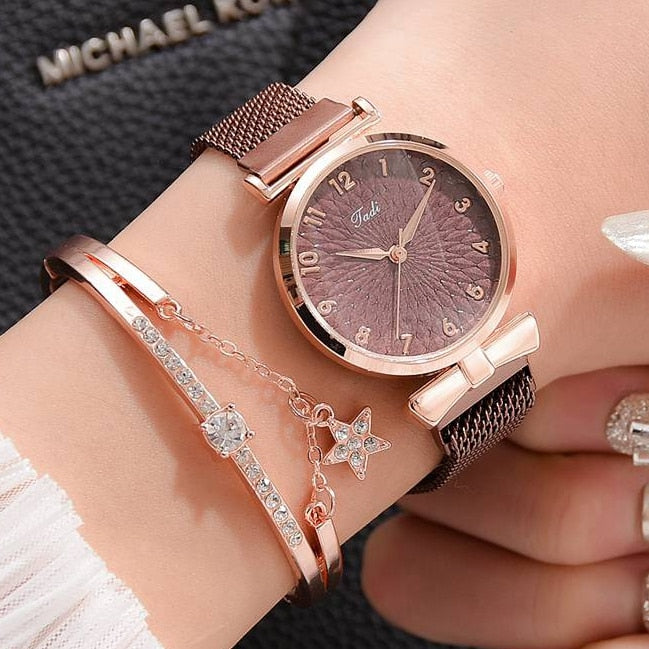 Relógio Feminino Elegance + Pulseira Luxo de Brinde