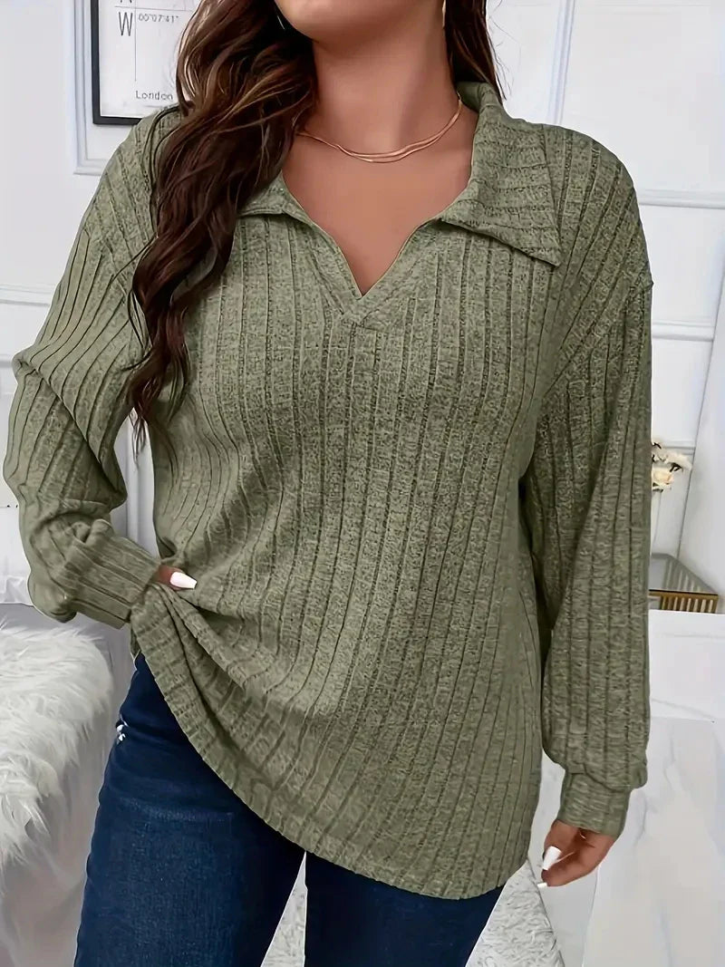 Camisa Feminina Plus Size c/ Gola de Lapela
